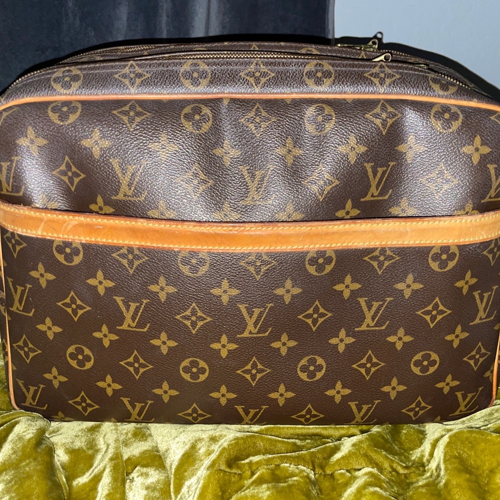 Louis Vuitton Authentic Reporter Monogram Leather Weekend/Travel Bag